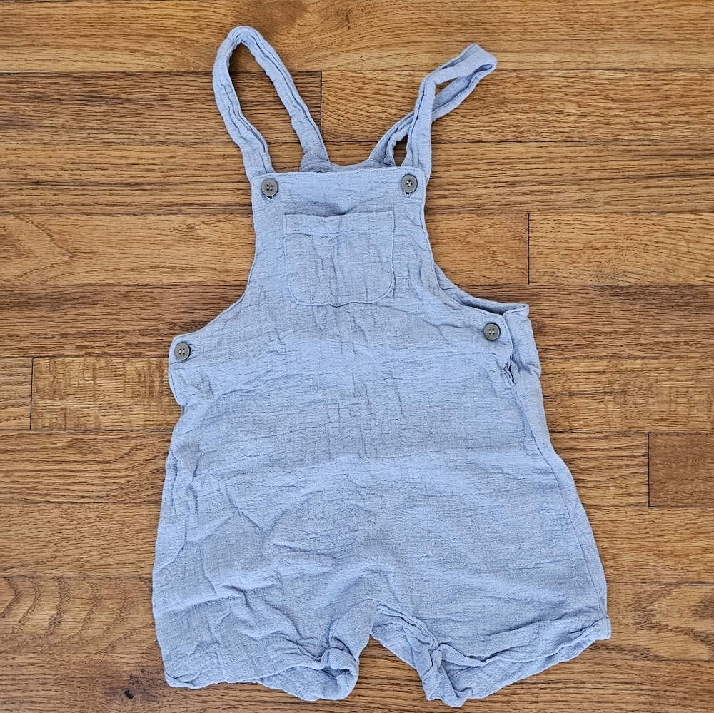Ollie's Day shortalls. Size 5Y